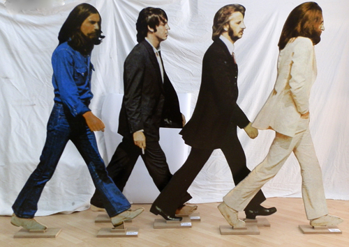 Art work by Andrea Tirinnanzi The Beatles - digital sculpting paper on table 